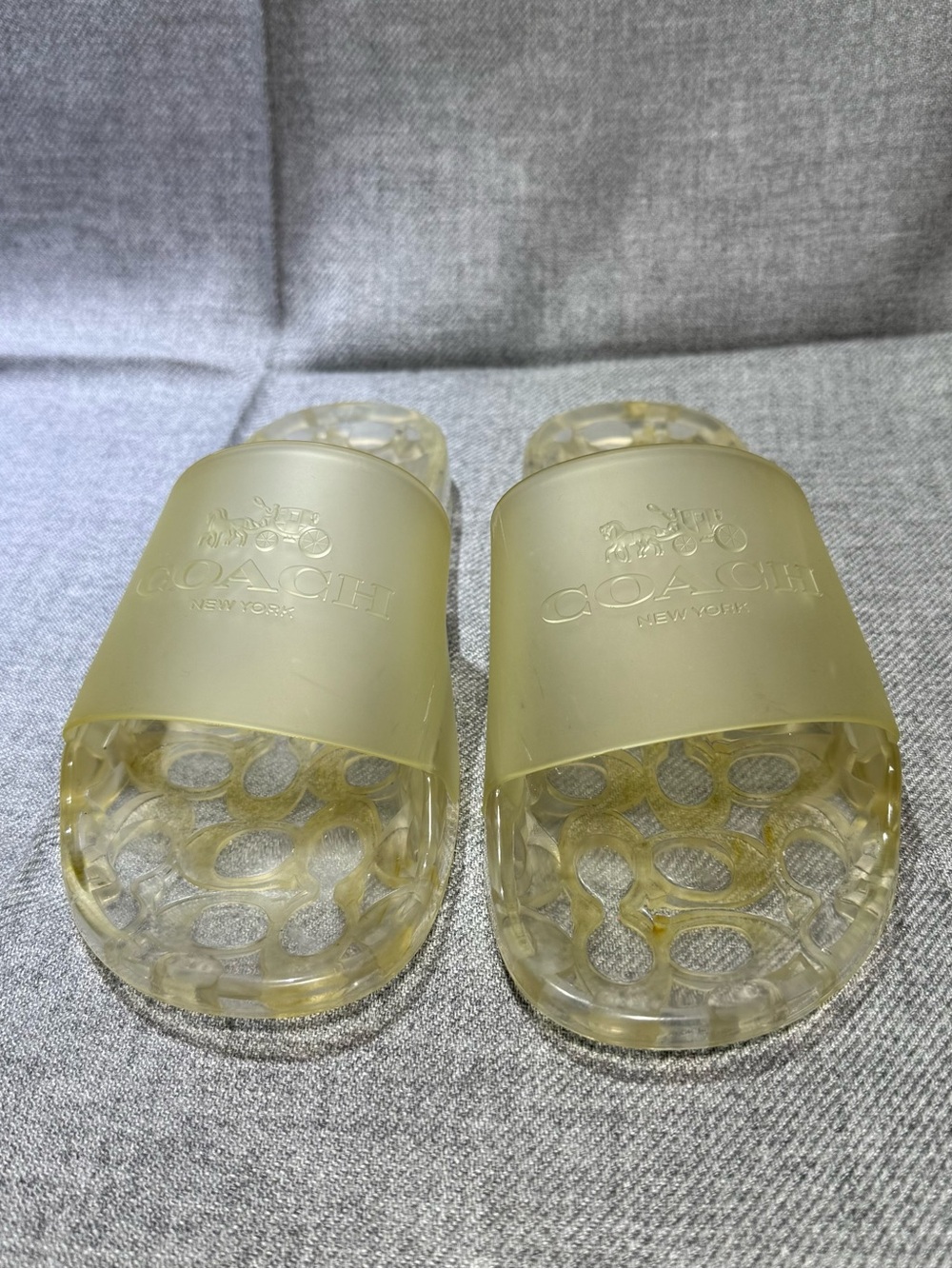 Coach Jelly Slide Sandals Womens Size 8.5 Translucent Yellow Rubber Logo Slides - Picture 2 of 5